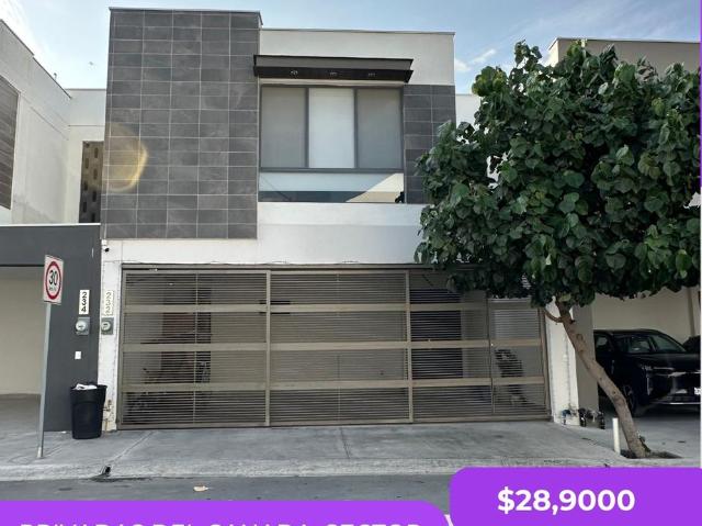 Casa en Renta EQUIPADA en Privadas del Canadá!