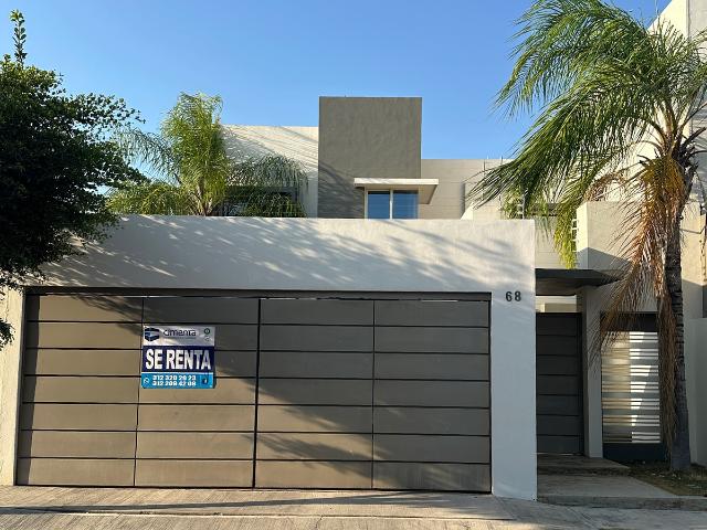 CASA en RENTA / ESMERALDA NORTE EN COLIMA