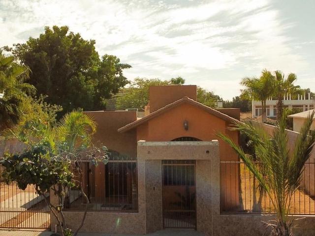 CASA EN RENTA, FRAC. SAN LORENZO SIN MUEBLES