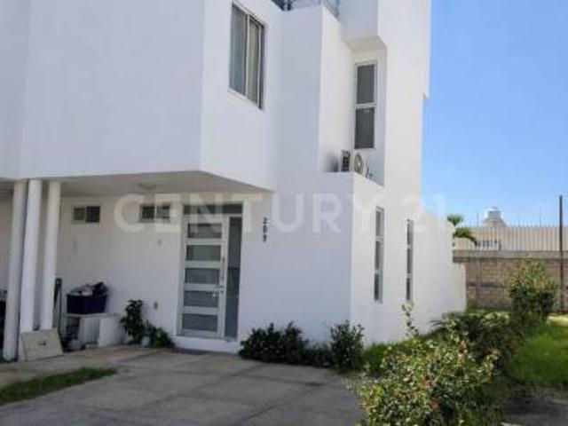 CASA EN RENTA | Fracc. Mediterráneo Residencial, Coatzacoalcos, Veracruz