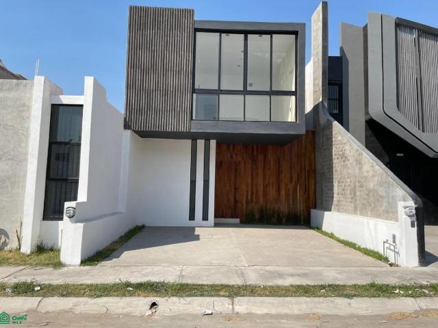 Casa en Renta Fracc. Mina de Peña, Villa de Álvarez, Colima