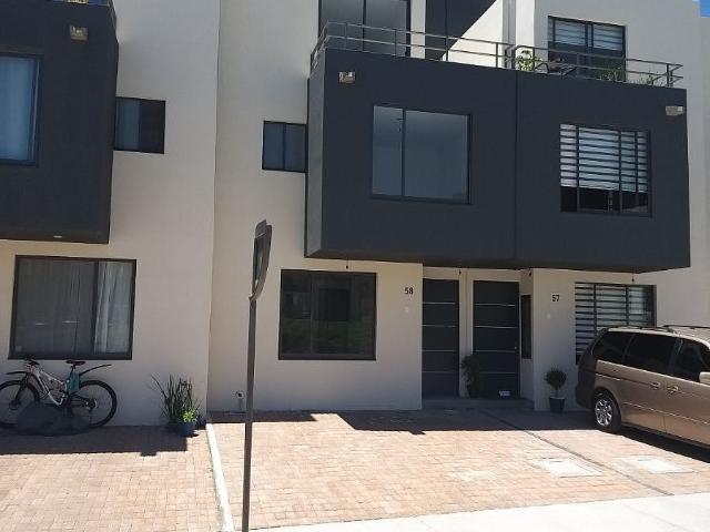 CASA EN RENTA FRACC. ADARA EL MIRADOR QUERÉTARO