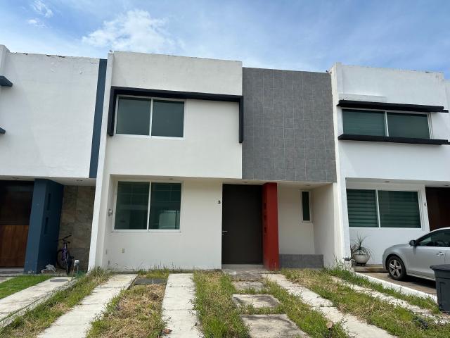 Casa en renta, Fracc. Casa Fuerte, Coto El Bastión, Tlajomulco | RCR 2345