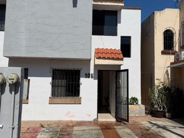 CASA EN RENTA FRACC COLINAS DEL SOL