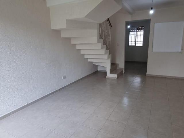 CASA EN RENTA FRACC. EL BUEN SUCESO SANTIAGO TIANGUISTENCO