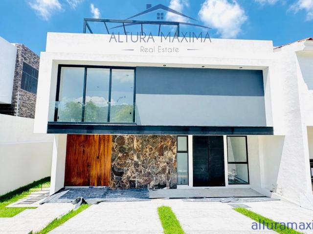 Casa en renta Fracc. Los Robles Residencial, Prolongación Mariano Otero, Los Robles, Zapopan, Jalisco, México