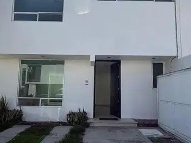 Casa En Renta Fracc. Real De Palmas Momoxpan