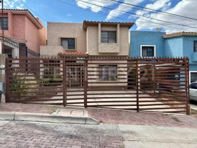 Casa en Renta Fracc. Residencial Cumbres, Chihuahua