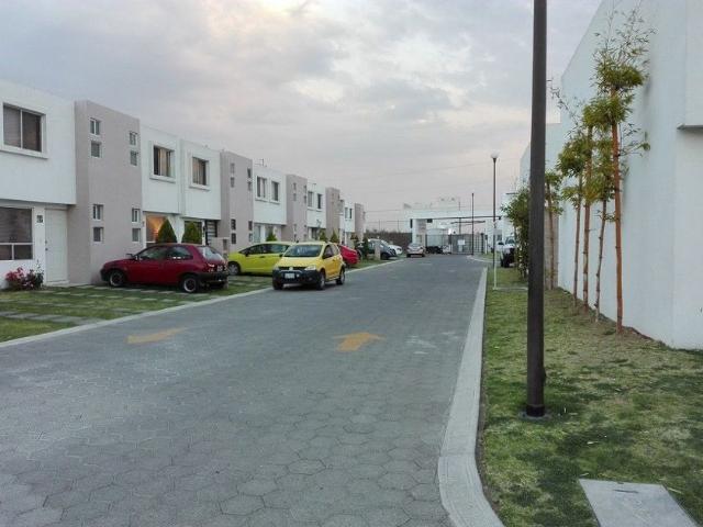 Casa en renta Fracc. Santa Rosa I, Avenida Santa Rosa 26, Barrio Del Calvario, San Juan Cuautlancingo, Puebla, México