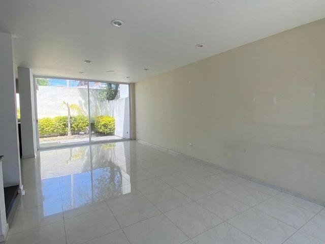 Casa en renta Fracc. Santo Domingo