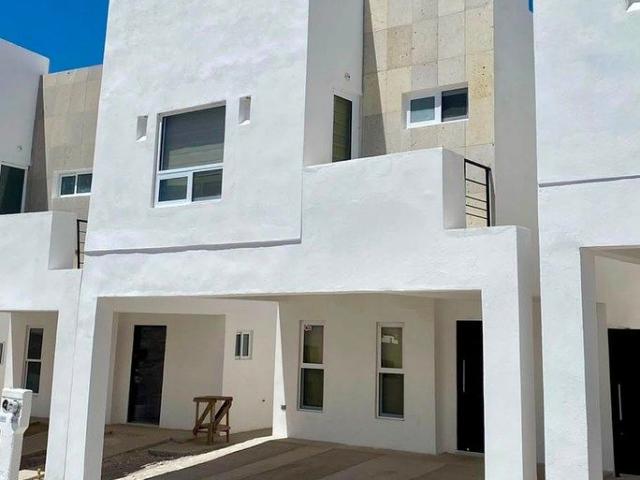 CASA EN RENTA FRACC SARATOGA
