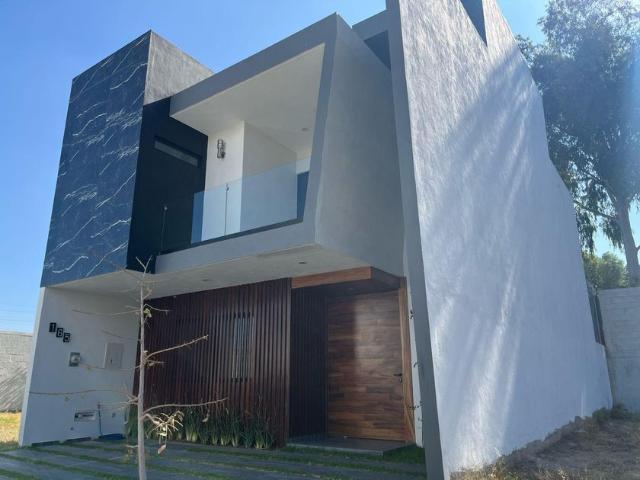 Casa en renta Fraccionamiento Valle Imperial, Zapopan, Jalisco