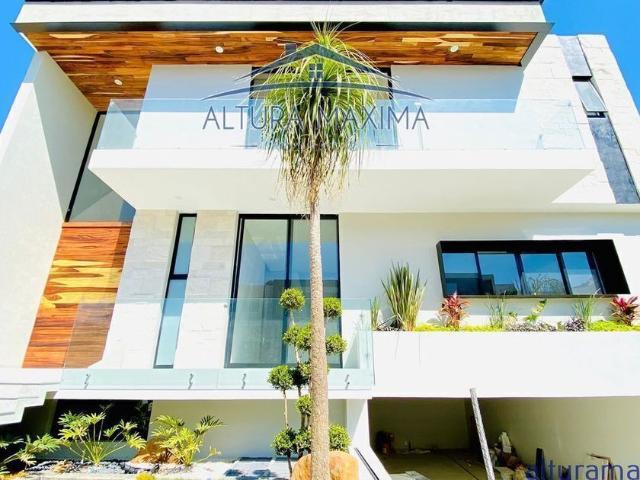 Casa en renta Fraccionamiento Villa Verona, Avenida Verona 7500, San Juan De Ocotán, Zapopan, Jalisco, México