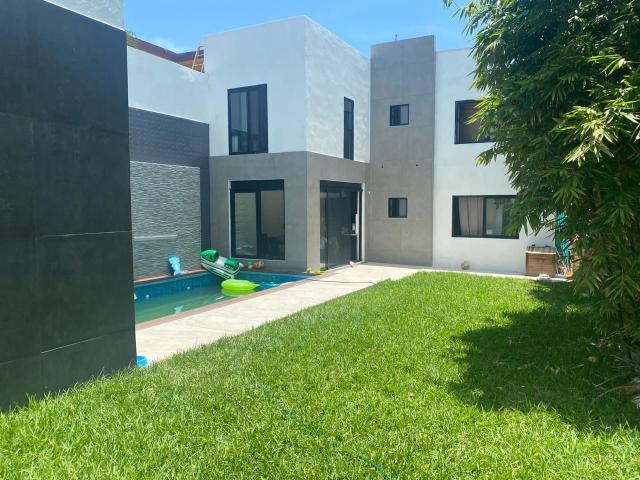 Casa en renta Fraccionamiento Colinas de Universidad