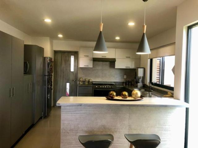 Casa en renta Fraccionamiento Cumbres Del Lago, Municipio De Querétaro