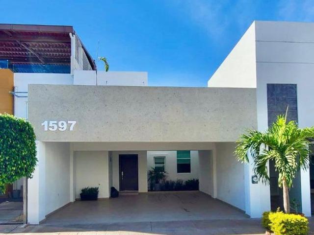 Casa en renta Fraccionamiento Las Flores, Culiacán
