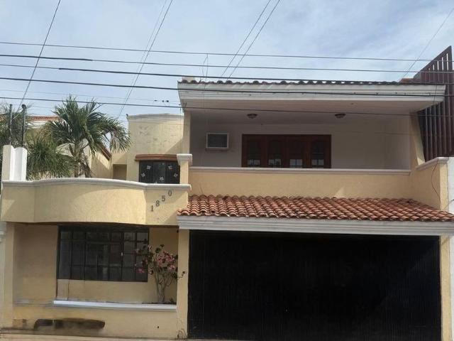Casa en renta Fraccionamiento Las Quintas, Culiacán