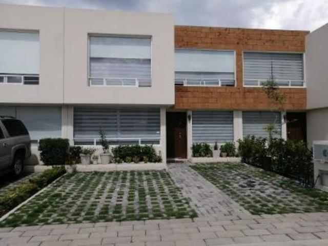 Casa en renta Fraccionamiento Loma Virreyes, Estado De México, México