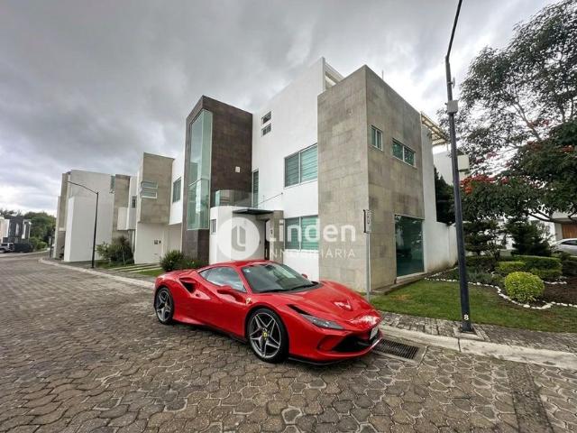 Casa en renta Fraccionamiento Lomas De Angelópolis, San Andrés Cholula