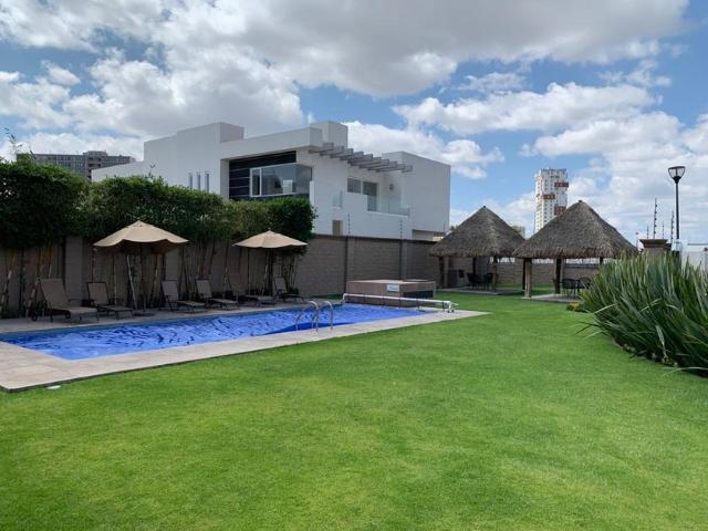 Casa en renta Fraccionamiento Lomas De Angelópolis, San Andrés Cholula