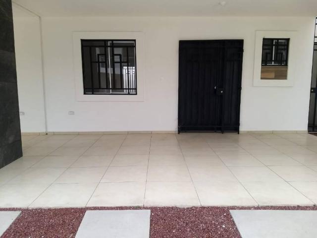 Casa en Renta fraccionamiento Olivenza