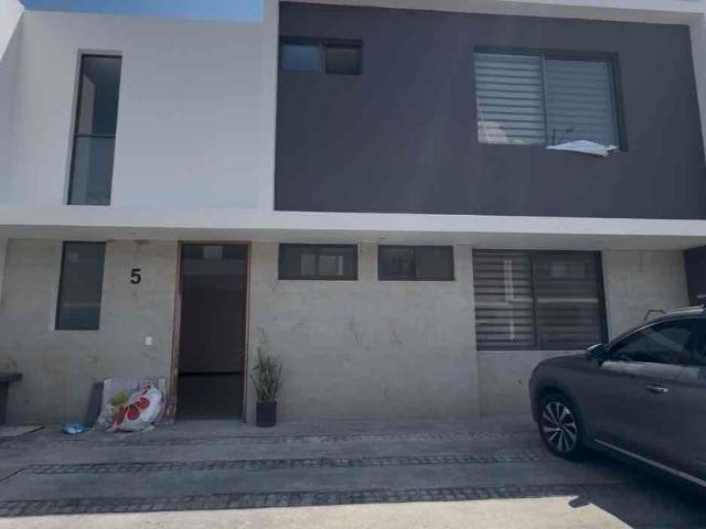 Casa en renta Fraccionamiento Puerta Galicia, Allende, Los Gavilanes, Jalisco, México