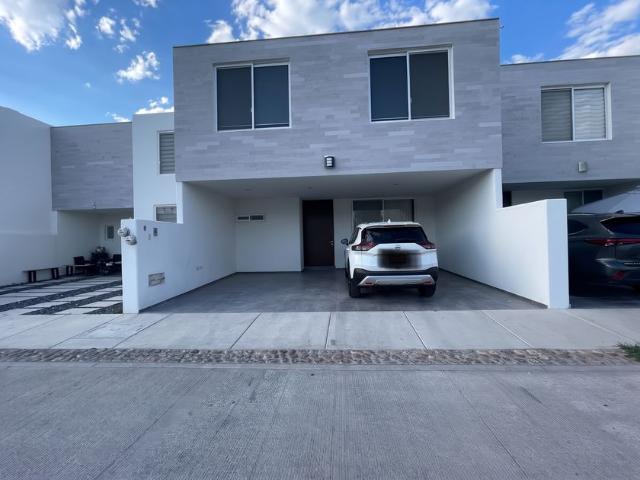 Casa en renta Fraccionamiento Rancho Santa Mónica, Ciudad De Aguascalientes