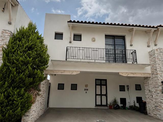 Casa en Renta Fraccionamiento Sacromonte, Sur Le?n Gto