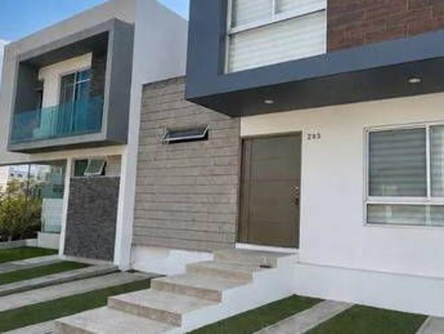 Casa En Renta, Fraccionamiento Senderos De Monteverde, Tlajo