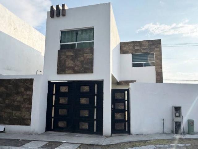 Casa en renta Guanajuato De Abajo, Ramos Arizpe, Coahuila