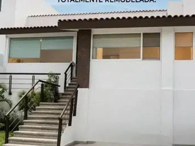 Casa En Renta | Gran Jardín Ii | 3 Recámaras, Una En Planta Baja