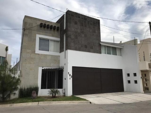 Casa en renta Gran Jardín, León