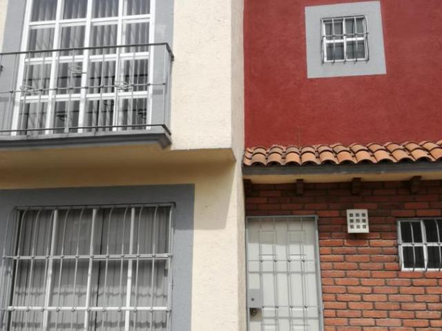 Casa en renta. Hacienda del Valle I, Toluca