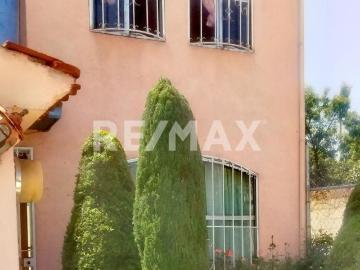 Casa en renta Hacienda Del Valle Ii, Toluca