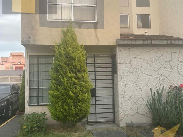 Casa en renta Hacienda Del Valle Ii, Toluca