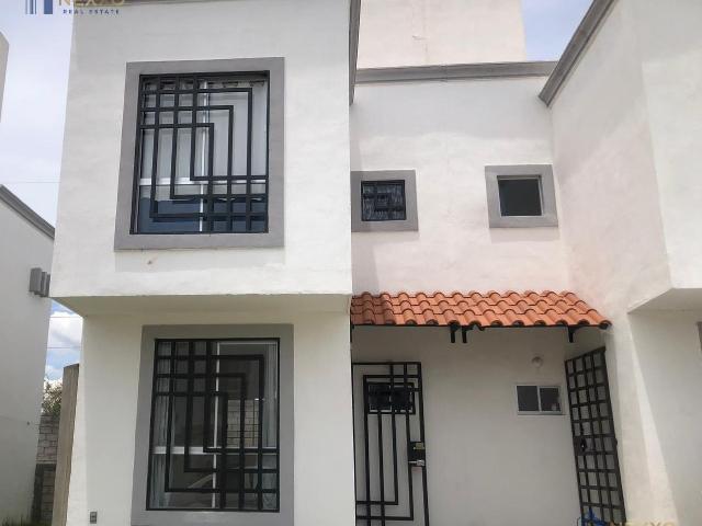 Casa en RENTA en la zona de los Angeles, Corregidora