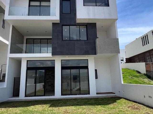 CASA EN RENTA HORIZONTE SIENA · BOSQUE ESMERALDA