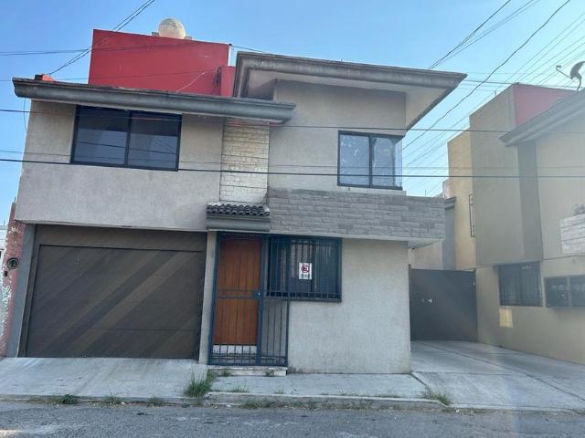 Casa en renta Calle Encinos, El Cerrito, Puebla, México