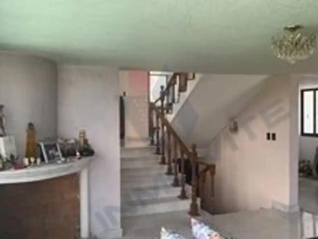 CASA EN RENTA IDEAL PARA OFICINAS O USO MIXTO – ZONA CENTRO, TOLUCA