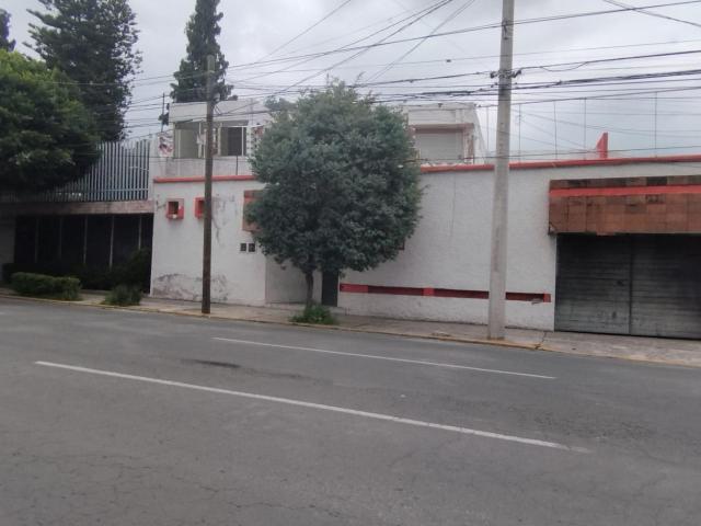 Casa en Renta ideal para Oficinas o Escuela, Col san Bernardino, Toluca