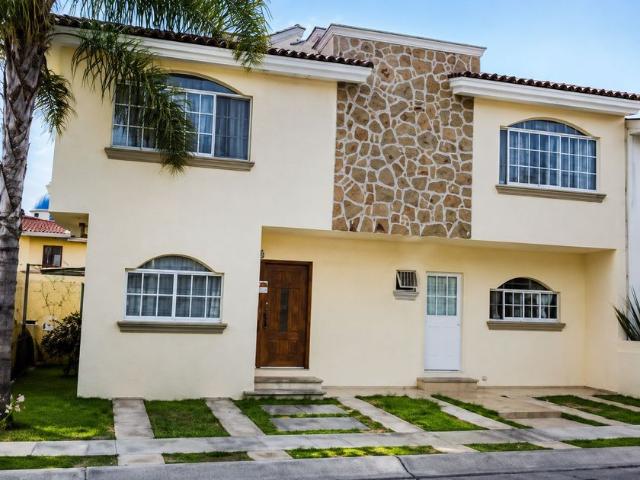 Casa en renta Jardin Real, Boulevard Jardín Real Oriente, Jardín Real, 45136 Zapopan, Jal México