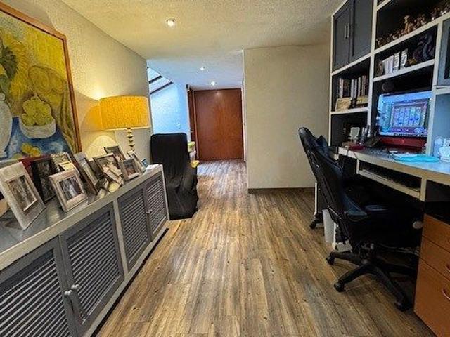 Casa en renta Jardines de la Montaña, Tlalpan, con doble caseta de vigilancia