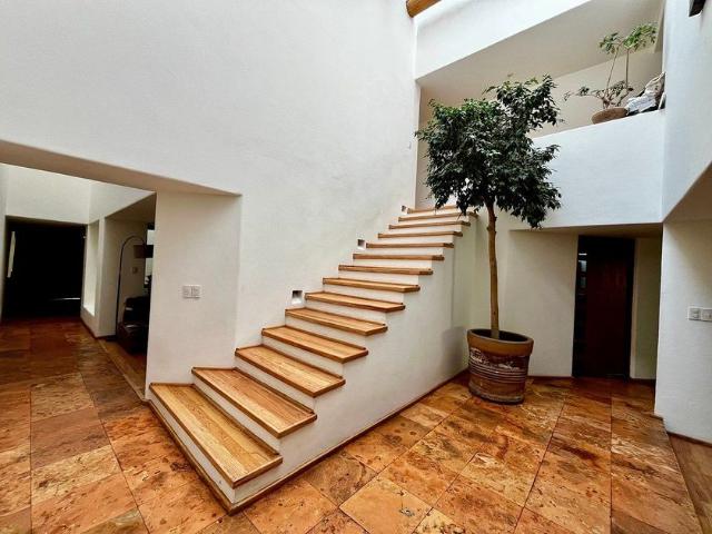 Casa en renta Jardines Del Pedregal, Pedregal De San Ángel, Ciudad De México, Álvaro Obregón, Ciudad De México, 01900, México