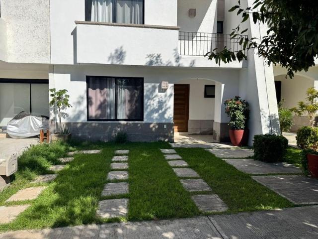 Casa en renta Jardines Lomas De Medina, León