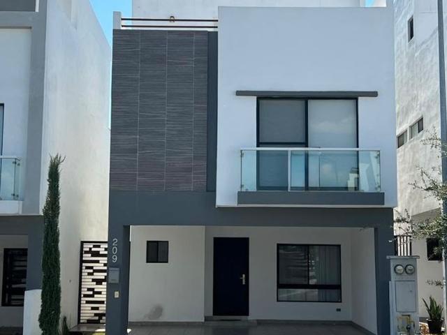 Casa en renta Katavia Residencial, Avenida Paseo Rinconada Colonial, Katavia Residencial, Ciudad Apodaca, Nuevo León, México