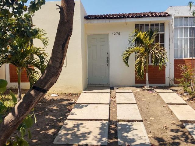 CASA EN RENTA LA COMARCA