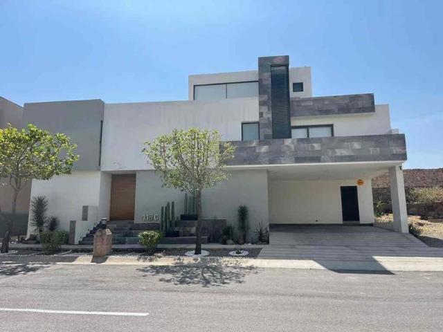 Casa en renta La Loma Residencial & Club De Golf, Circuito La Loma, Lomas Del Tecnologico, San Luis Potosí, México