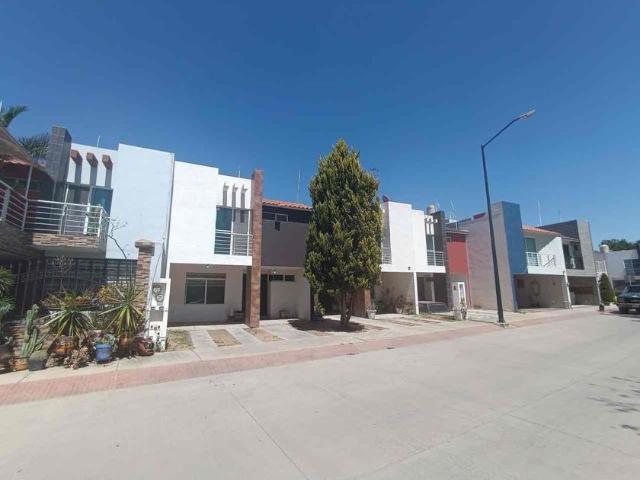 Casa en renta La Vigatta, Paseos Del Molino, León, Guanajuato, México