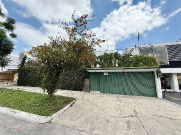 Casa en renta, Ladrón de Guevara