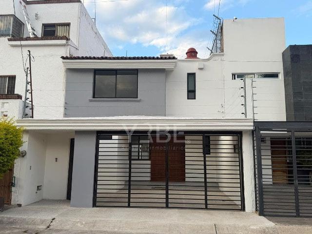 Casa en renta Las Alamedas